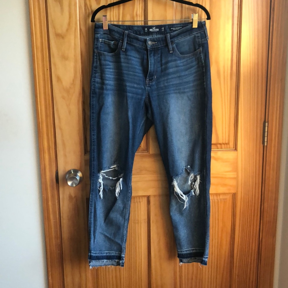 Hollister High Rise Slim Straight Jeans size 11